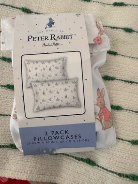 Peter Rabbit White & Pink 2-Pack Pillowcases